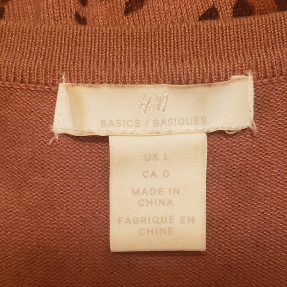 H&M Leopard Print Sweater Set - Picture 9 of 13